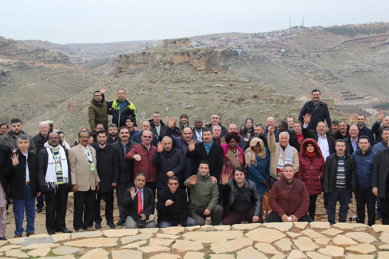 25 ülkeden sendika üyeleri Diyarbakır’ı gezdi